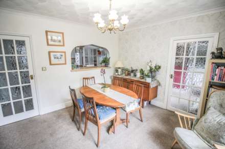 Uphill**Short Walk to Beach**Three Bedrooms**Two Reception Rooms**Vacant**, Image 5
