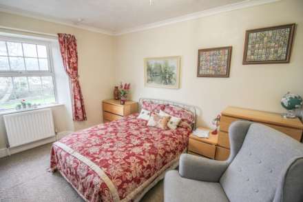 Uphill**Short Walk to Beach**Three Bedrooms**Two Reception Rooms**Vacant**, Image 9