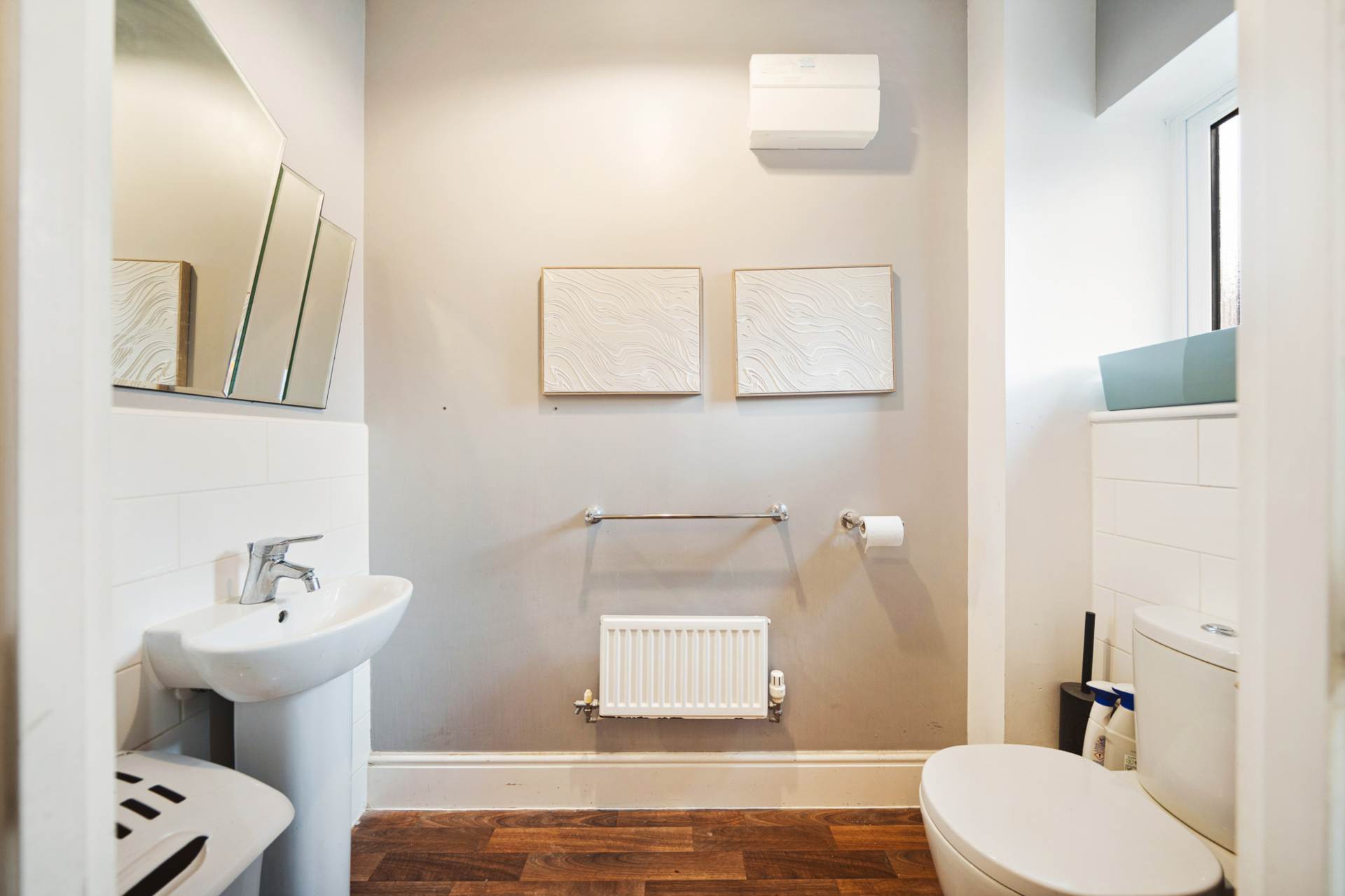 Lincoln Lane, Haywood Village - Stunningly Presented Home, Image 20