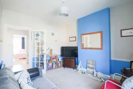 Milton Road - Ideal First Time Buyers Property!, Image 5