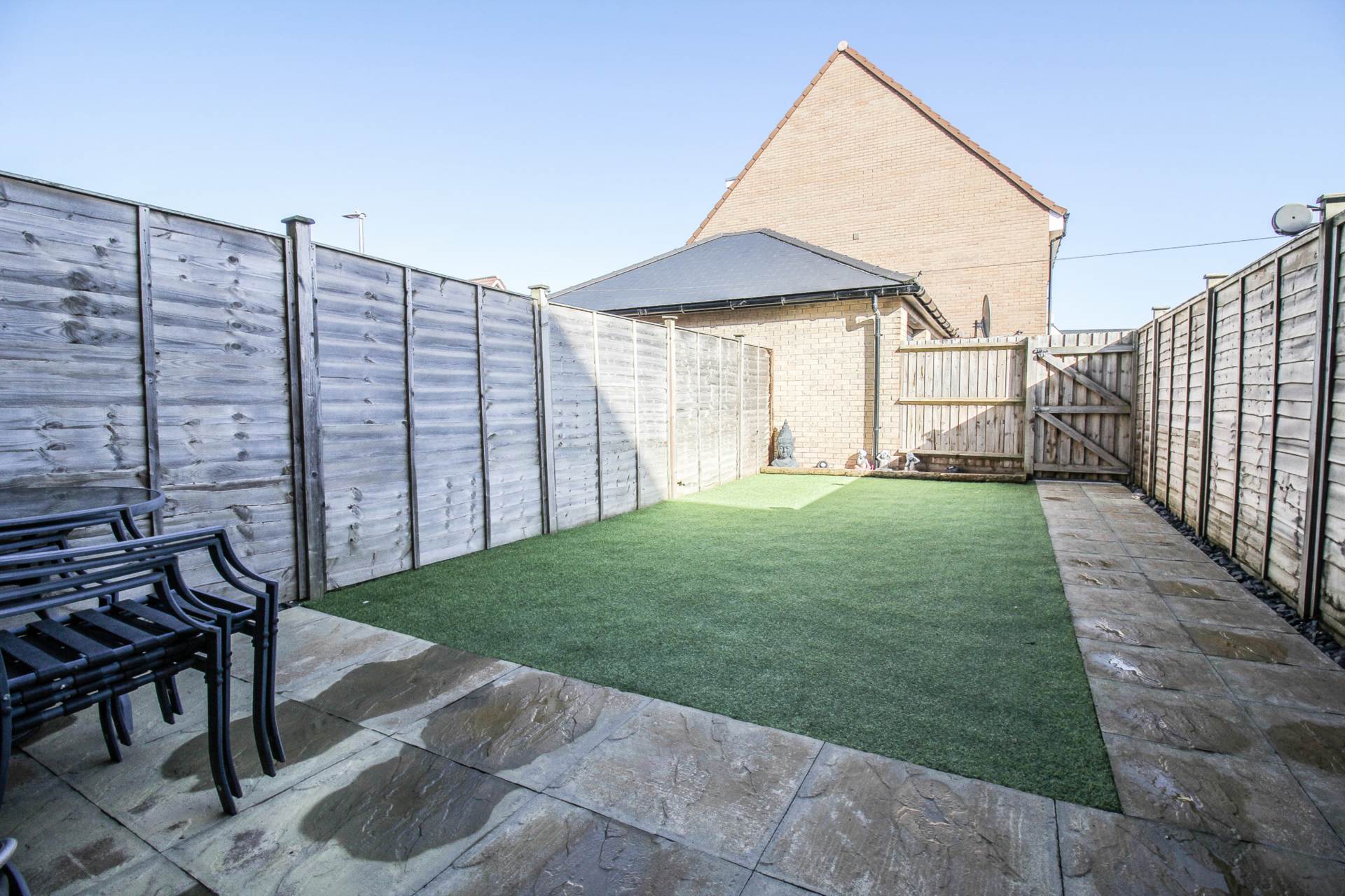 Cowleaze Path, Mead Fields**Immaculately Presented**Garage & Parking**, Image 19
