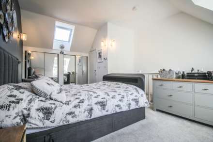Cowleaze Path, Mead Fields**Immaculately Presented**Garage & Parking**, Image 10