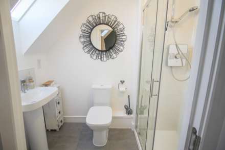 Cowleaze Path, Mead Fields**Immaculately Presented**Garage & Parking**, Image 13