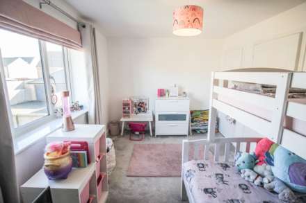 Cowleaze Path, Mead Fields**Immaculately Presented**Garage & Parking**, Image 14
