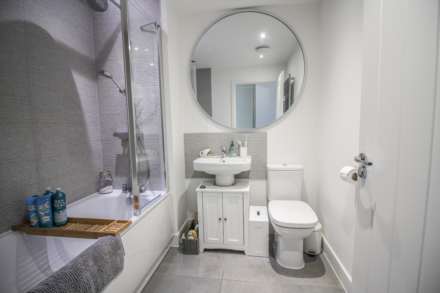 Cowleaze Path, Mead Fields**Immaculately Presented**Garage & Parking**, Image 16