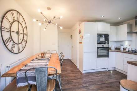 Cowleaze Path, Mead Fields**Immaculately Presented**Garage & Parking**, Image 3