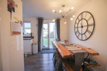 Cowleaze Path, Mead Fields**Immaculately Presented**Garage & Parking**, Image 4