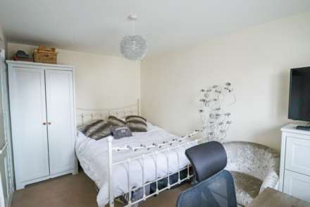 Wilson Gardens, West Wick - Superb Town House, Image 15
