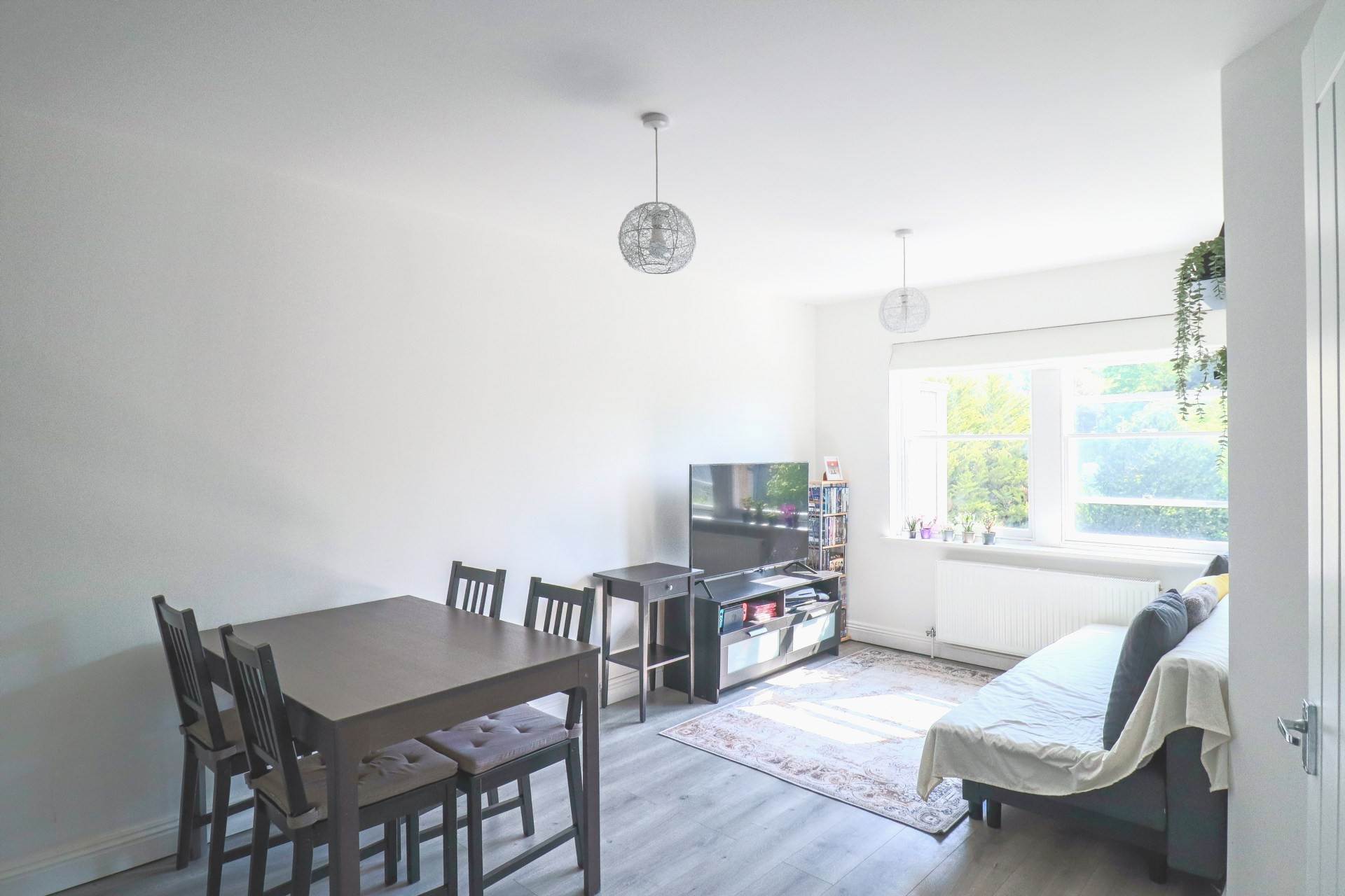 Royal Crescent, Great First Time Buyers Apartment, Image 2