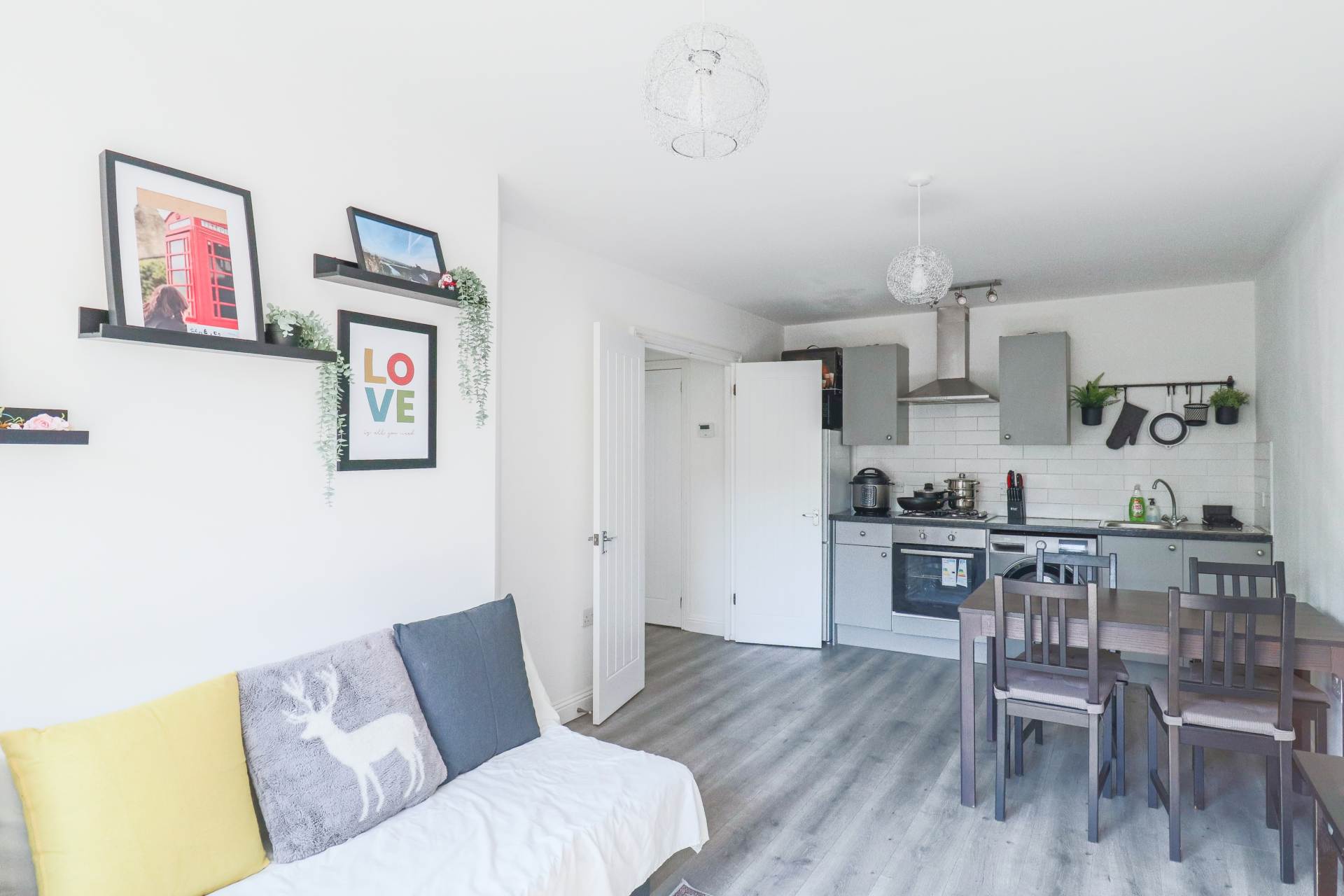 Royal Crescent, Great First Time Buyers Apartment, Image 5