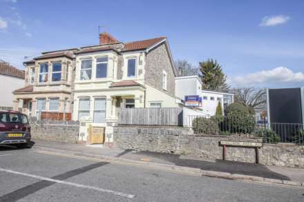 Ashcombe Park Road**Refurbished**Maisonette**Super Location**, Image 1