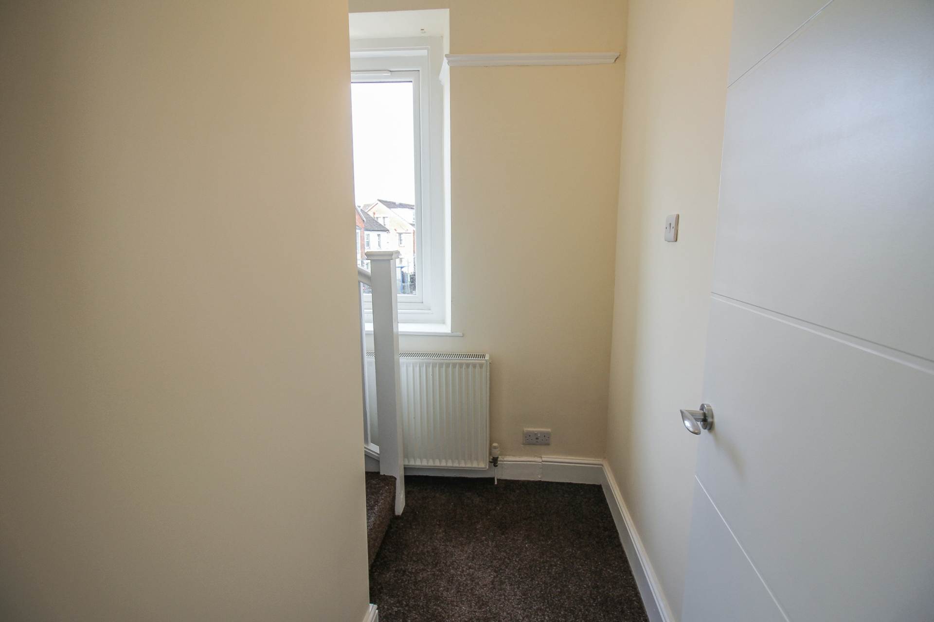 Ashcombe Park Road**Ideal for Dual Occupancy**Investment Potential** 2 x 2 Bedroom Flats, Image 16