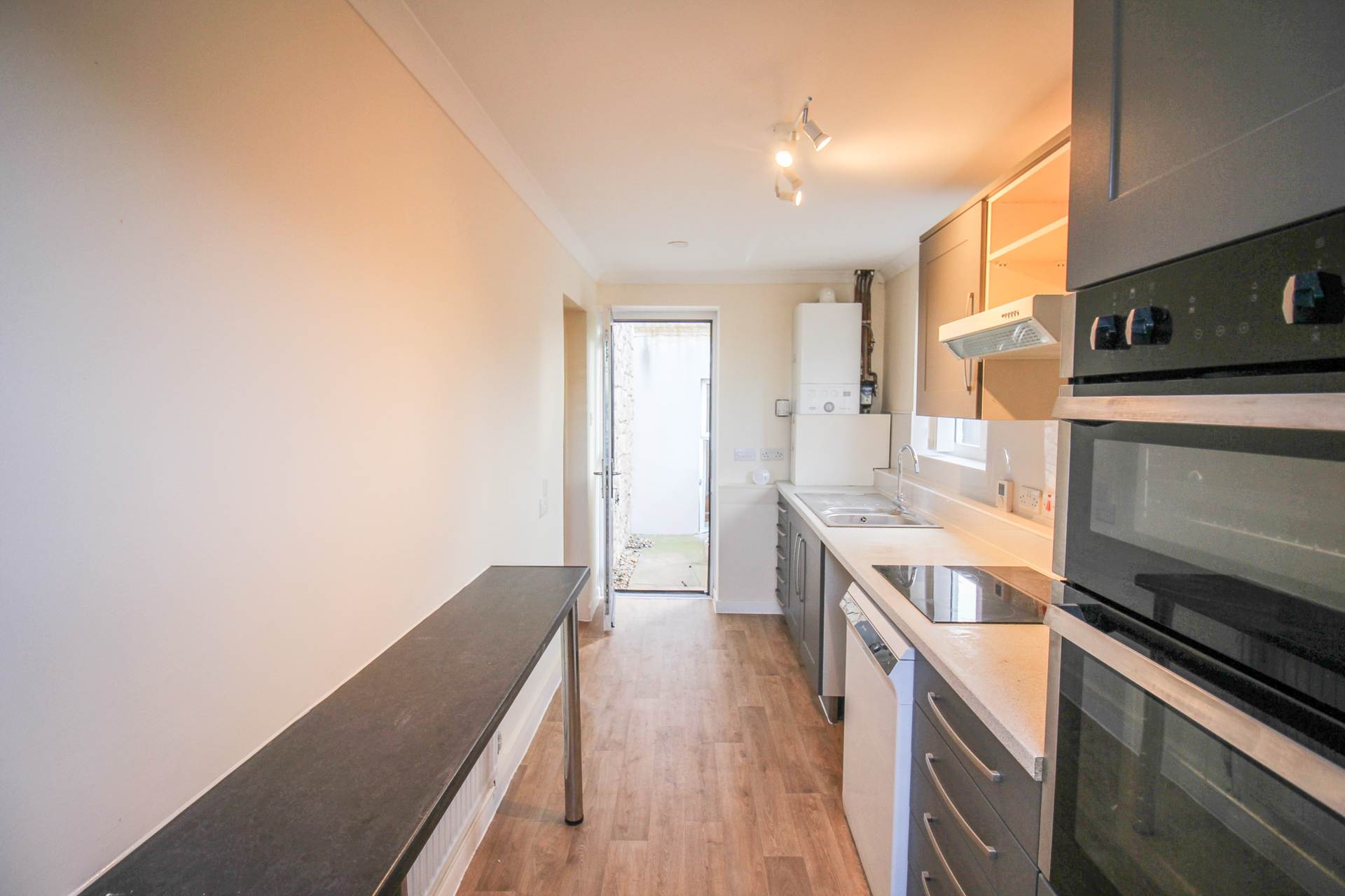 Ashcombe Park Road**Ideal for Dual Occupancy**Investment Potential** 2 x 2 Bedroom Flats, Image 3