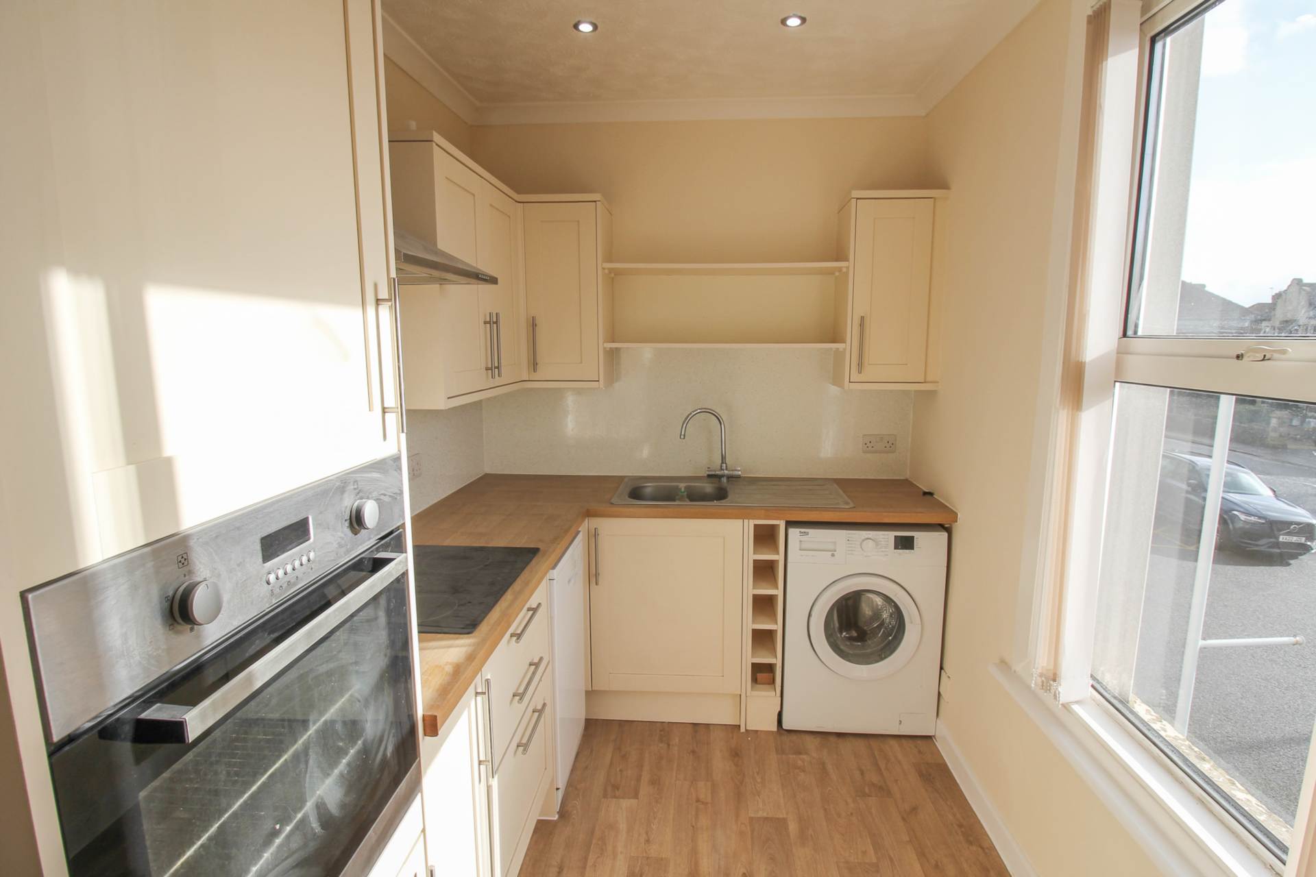 Ashcombe Park Road**Ideal for Dual Occupancy**Investment Potential** 2 x 2 Bedroom Flats, Image 4