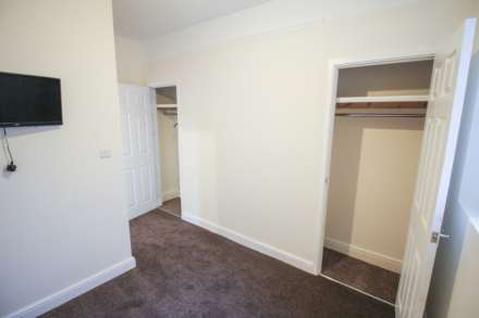 Ashcombe Park Road**Ideal for Dual Occupancy**Investment Potential** 2 x 2 Bedroom Flats, Image 10
