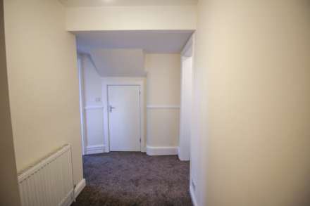 Ashcombe Park Road**Ideal for Dual Occupancy**Investment Potential** 2 x 2 Bedroom Flats, Image 11
