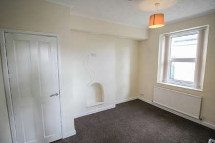 Ashcombe Park Road**Ideal for Dual Occupancy**Investment Potential** 2 x 2 Bedroom Flats, Image 15