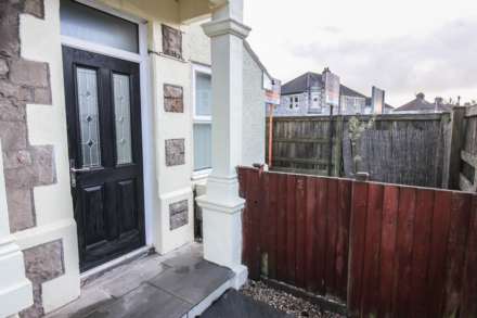 Ashcombe Park Road**Ideal for Dual Occupancy**Investment Potential** 2 x 2 Bedroom Flats, Image 19