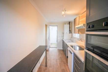 Ashcombe Park Road**Ideal for Dual Occupancy**Investment Potential** 2 x 2 Bedroom Flats, Image 3