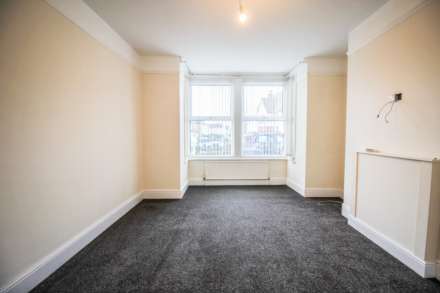 Ashcombe Park Road**Ideal for Dual Occupancy**Investment Potential** 2 x 2 Bedroom Flats, Image 6