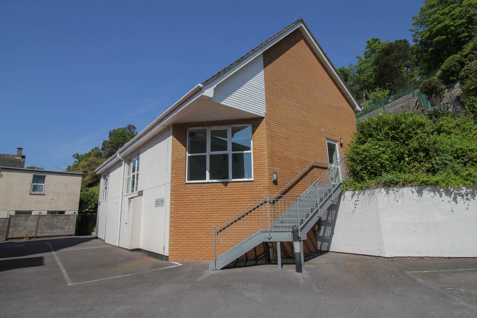 South Road**Duplex Apartment**Priced to Sell**, Image 1