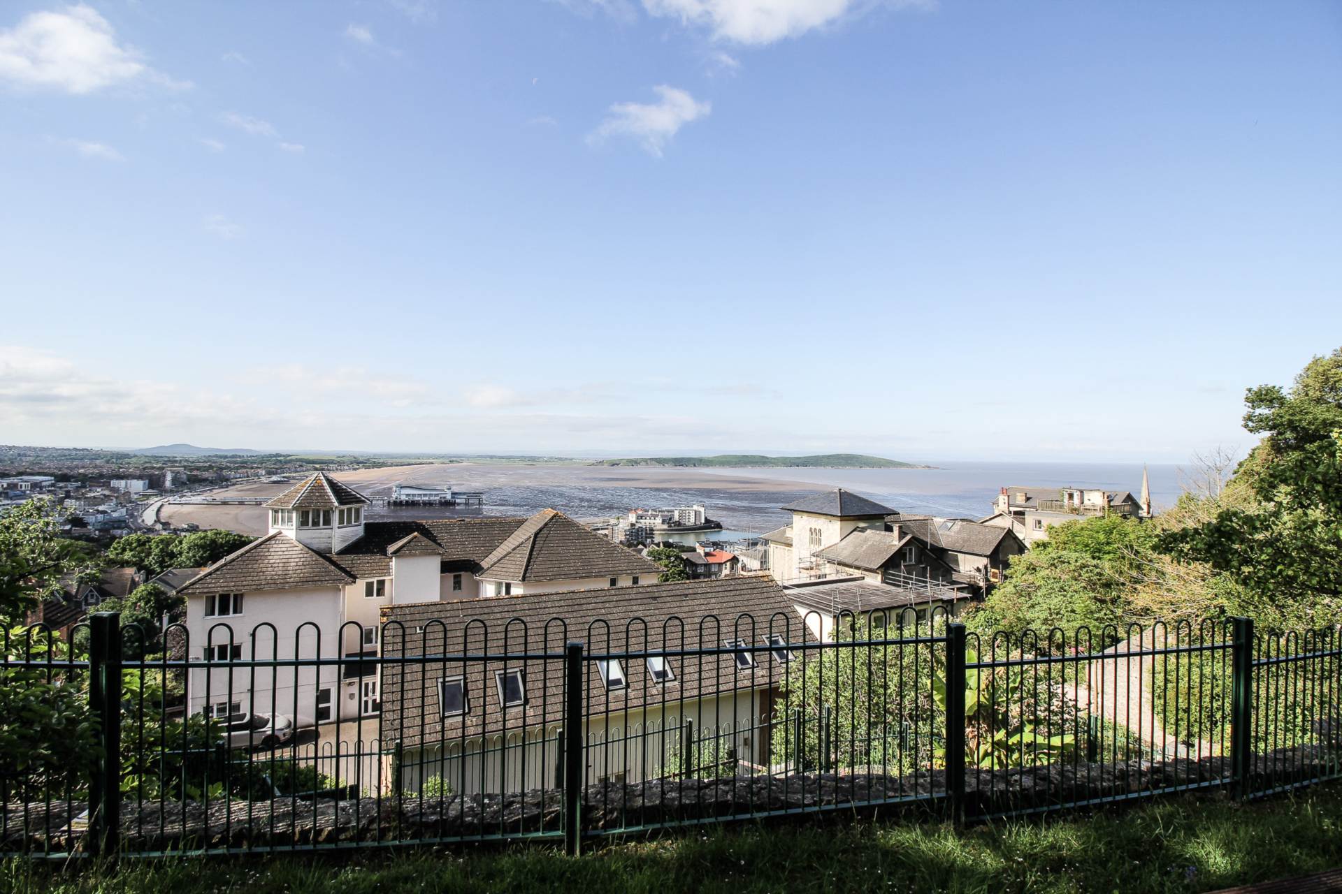 South Road**Duplex Apartment**Priced to Sell**, Image 13