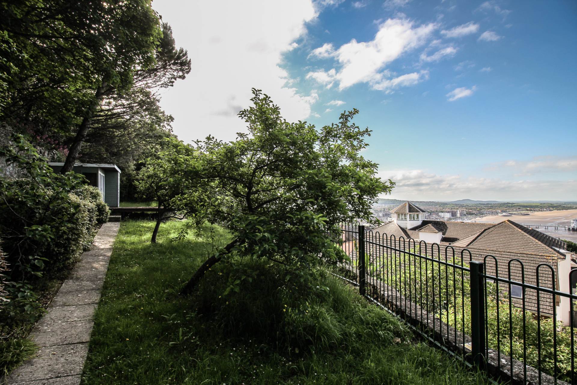 South Road**Duplex Apartment**Priced to Sell**, Image 14