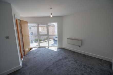 South Road**Duplex Apartment**Priced to Sell**, Image 7