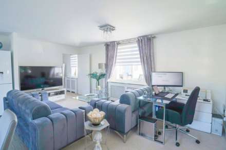 Sea King Way, Weston-super-Mare, Image 5