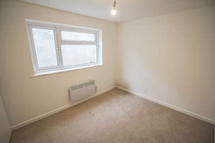 Whitecross Road**Ground Floor Flat with Garden, Image 6