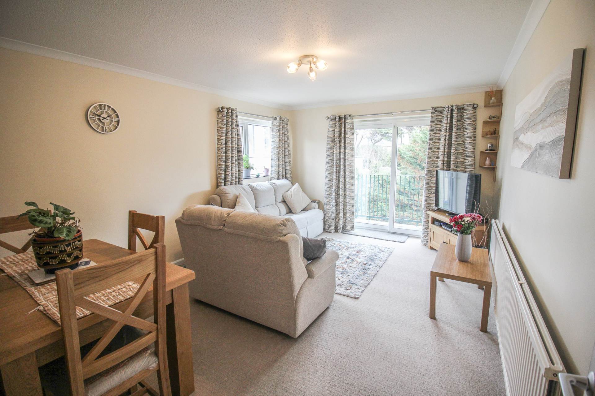 Weston-super-Mare**100 Yards From Beach**Highly Regarded Development**, Image 2