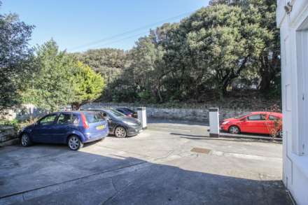Upper Kewstoke Road**Spacious Ground Floor Flat**Balcony with Sea Views**, Image 12