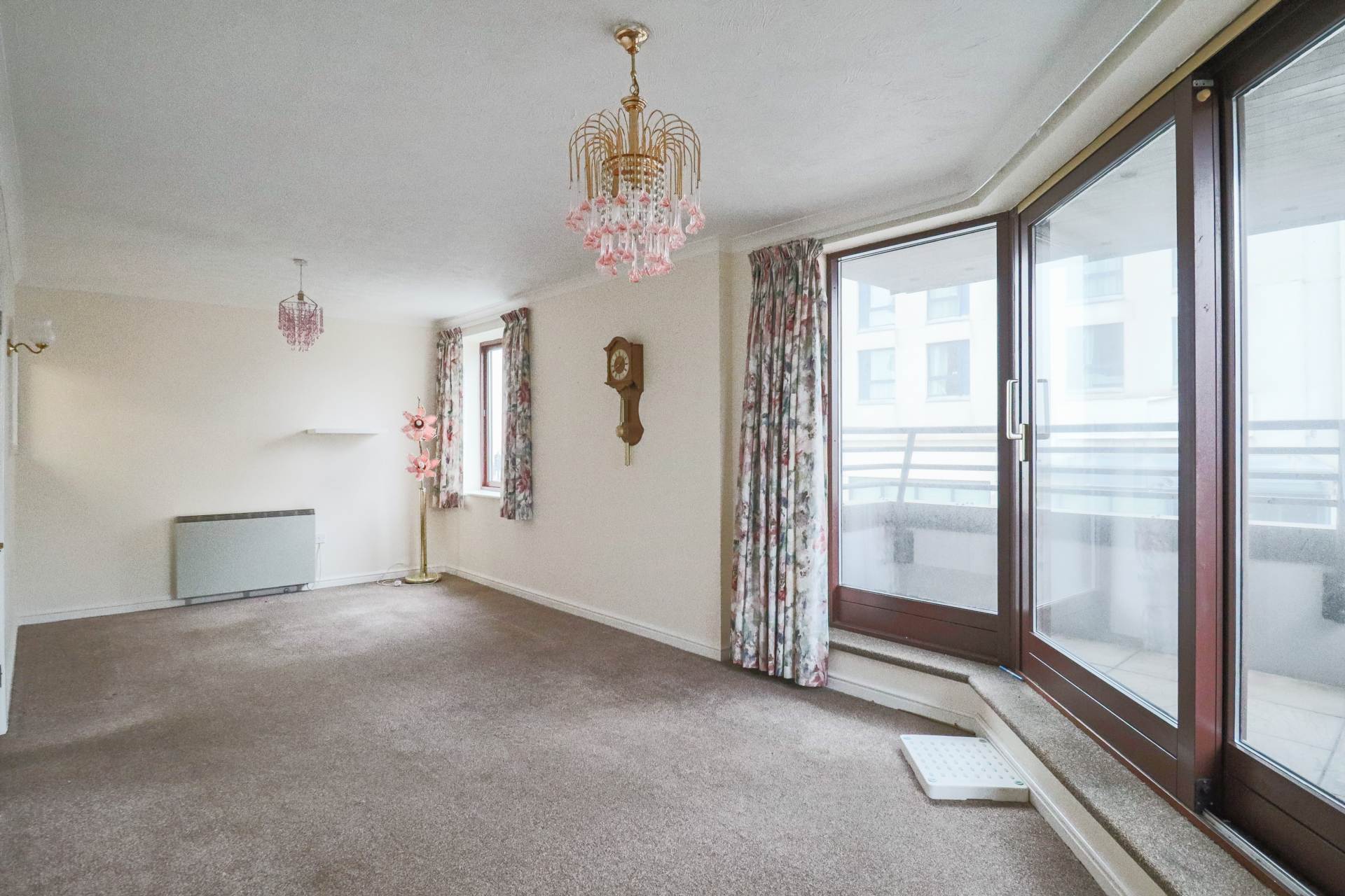 Carlton Mansions North, Sea Front, Image 3