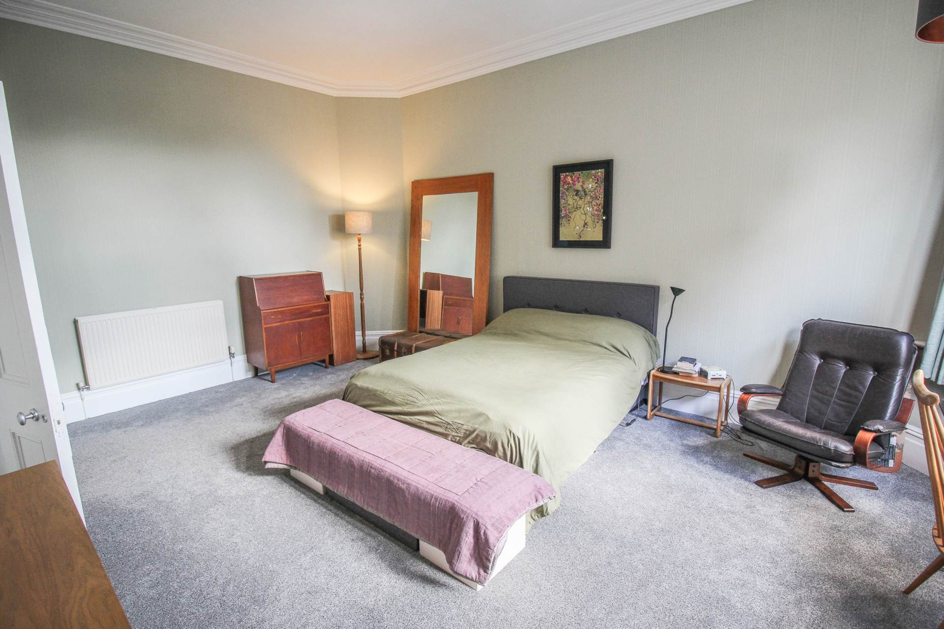 Clarence Grove Road**Exceptional Ground Floor Flat**Two Double Bedrooms**Desirable Location**, Image 12