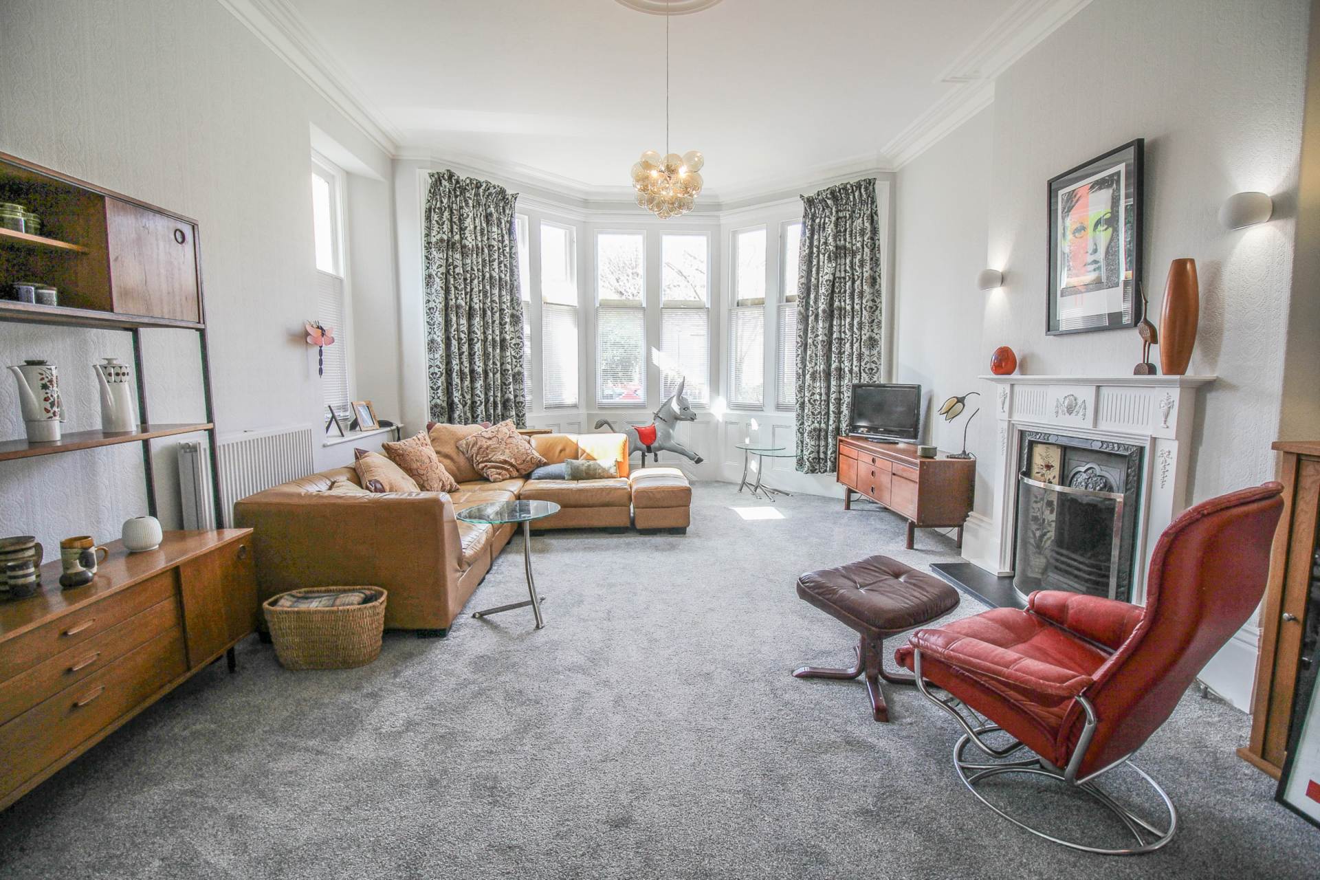 Clarence Grove Road**Exceptional Ground Floor Flat**Two Double Bedrooms**Desirable Location**, Image 2