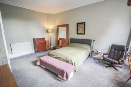 Clarence Grove Road**Exceptional Ground Floor Flat**Two Double Bedrooms**Desirable Location**, Image 12