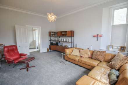 Clarence Grove Road**Exceptional Ground Floor Flat**Two Double Bedrooms**Desirable Location**, Image 4