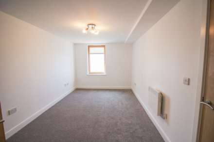 Pruen House*Beautifully Presented*Super Sea Views*, Image 9