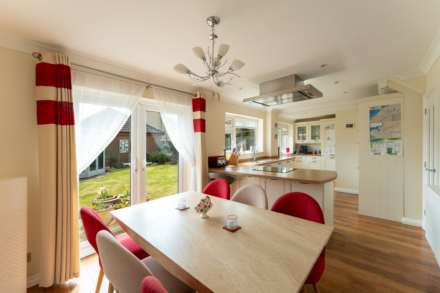 Bluebell Road, Wick St Lawrence - Perfect Family Home, Image 5