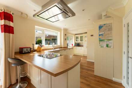 Bluebell Road, Wick St Lawrence - Perfect Family Home, Image 6