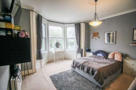 Hillside**3 Double Bedrooms**Sea Views**Super Location**, Image 10