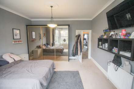 Hillside**3 Double Bedrooms**Sea Views**Super Location**, Image 12