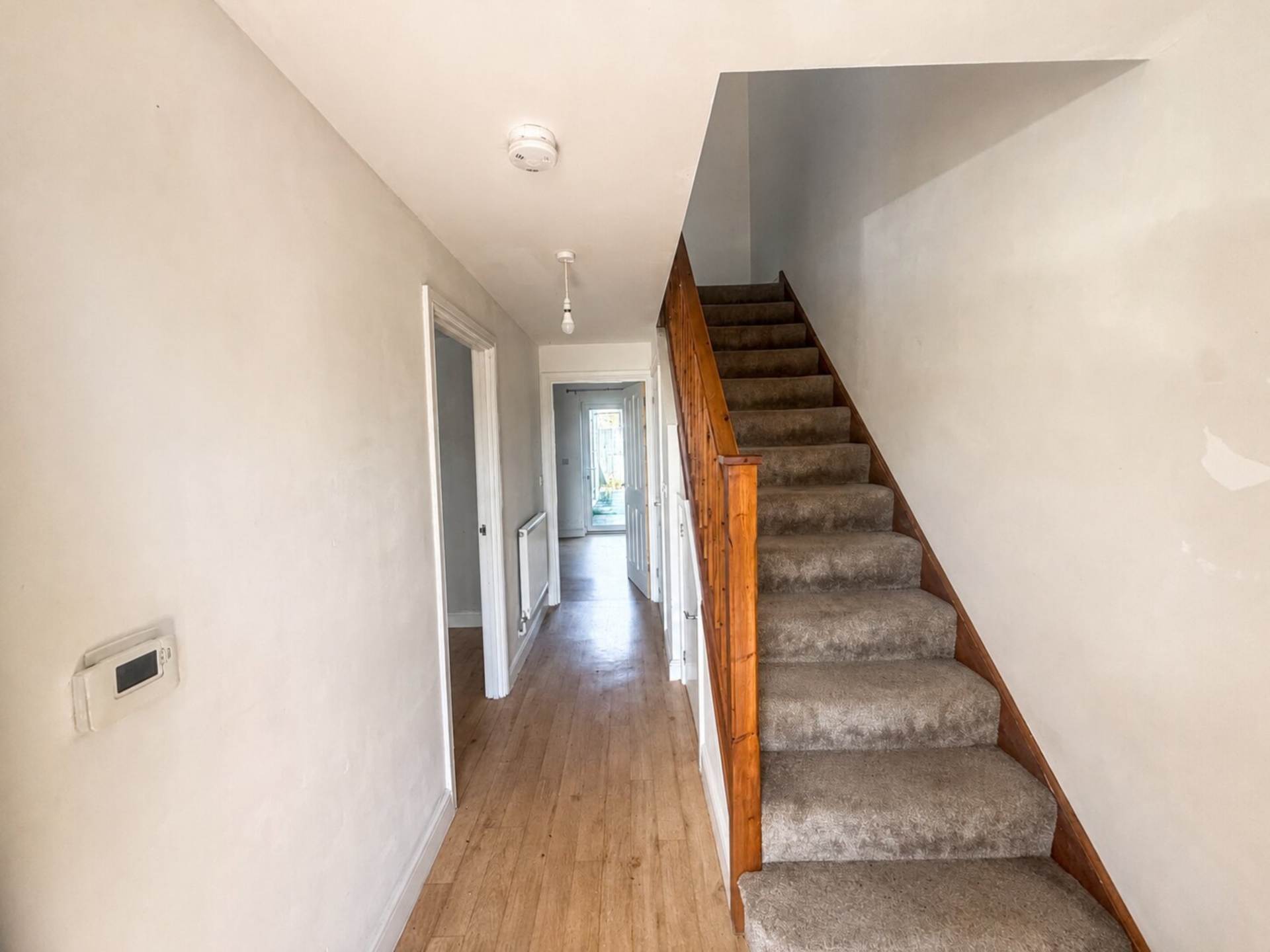 Nin Court, Worle, Image 16