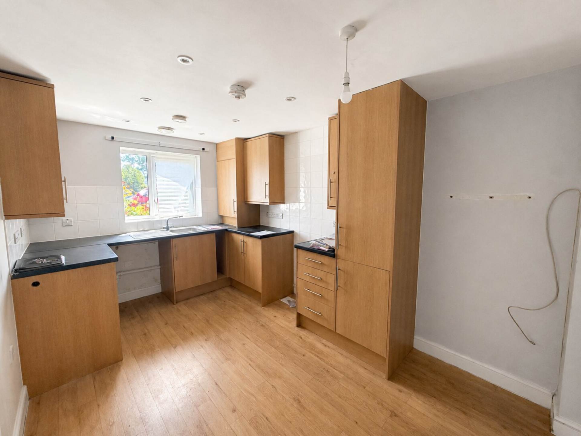 Nin Court, Worle, Image 3