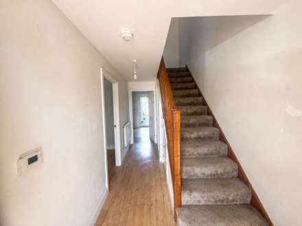 Nin Court, Worle, Image 16
