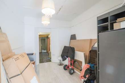 Meadow Street, Freehold Shop - Residential Potential, Image 4