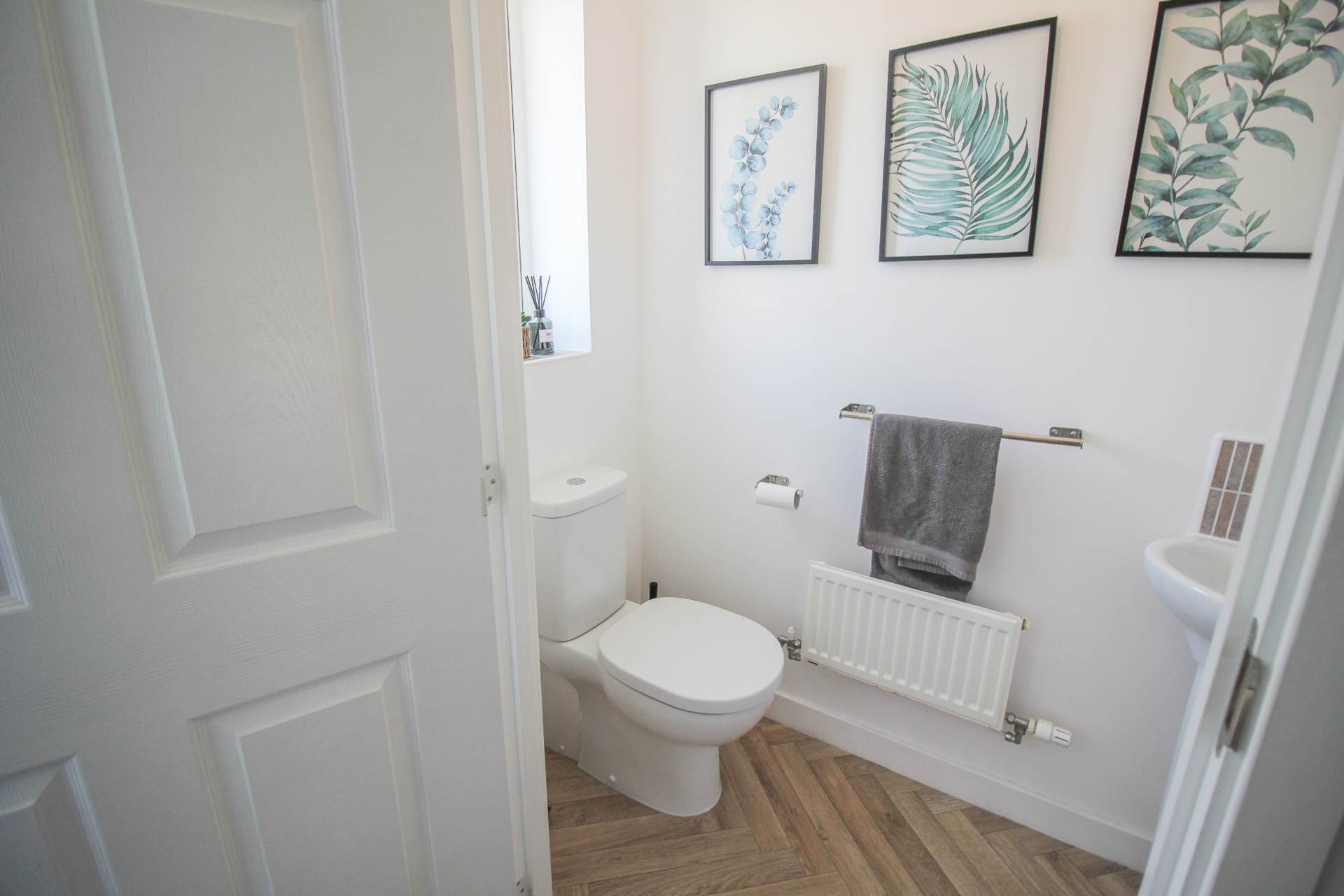 Diamond Batch**Worle**Beautifully Presented**Large Garden**, Image 4