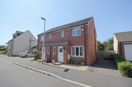 Diamond Batch**Worle**Beautifully Presented**Large Garden**