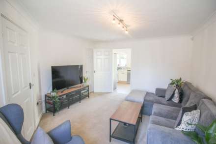 Diamond Batch**Worle**Beautifully Presented**Large Garden**, Image 6