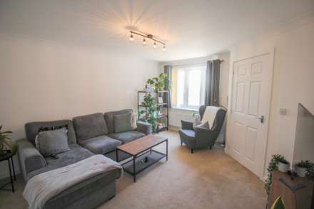 Diamond Batch**Worle**Beautifully Presented**Large Garden**, Image 7